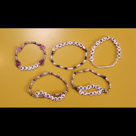 Taylor Swift Folklore Eras Tour Concert Friendship Bracelets Handmade 5 pack - Picture 1 of 5